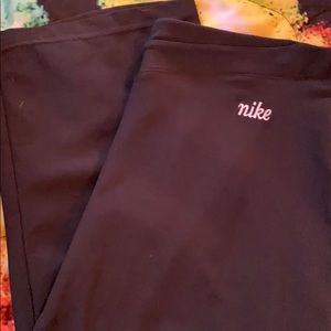 Nike capris